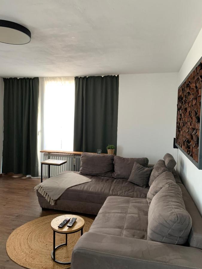 Gemuetliches & Schoenes Apartment Ichenhausen Ngoại thất bức ảnh