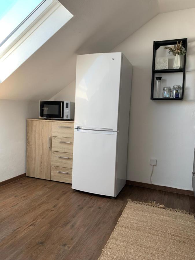Gemuetliches & Schoenes Apartment Ichenhausen Ngoại thất bức ảnh